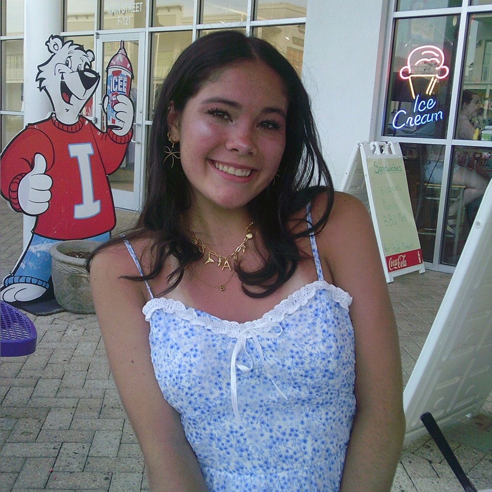 Meet your Posher, Arianna